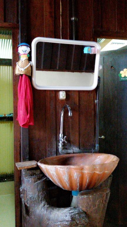 Baan Mai Guesthouse Mae Hong Son Camera foto