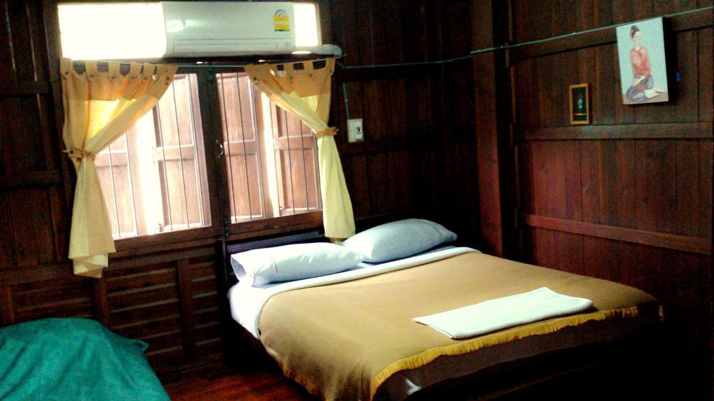 Baan Mai Guesthouse Mae Hong Son Camera foto