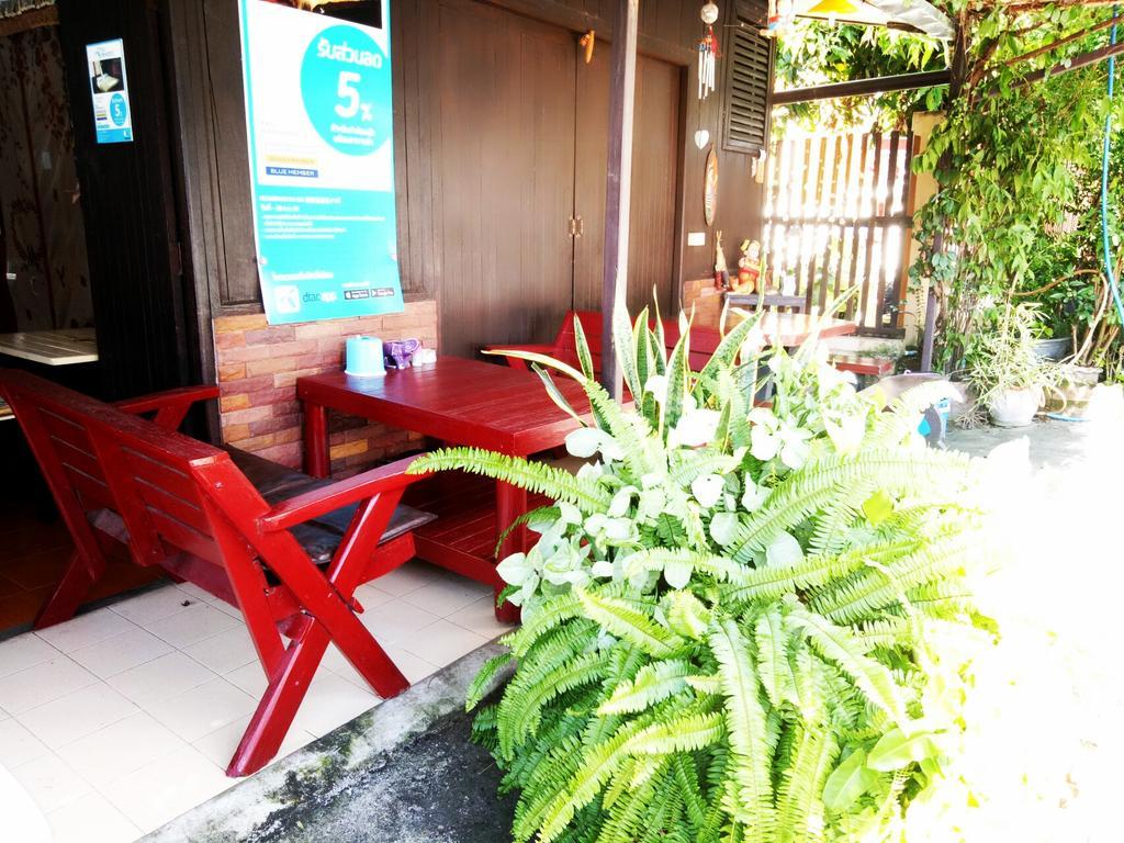 Baan Mai Guesthouse Mae Hong Son Esterno foto